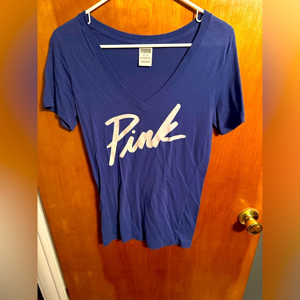 VS Pink Blue short sleeve v-neck T-Shirt